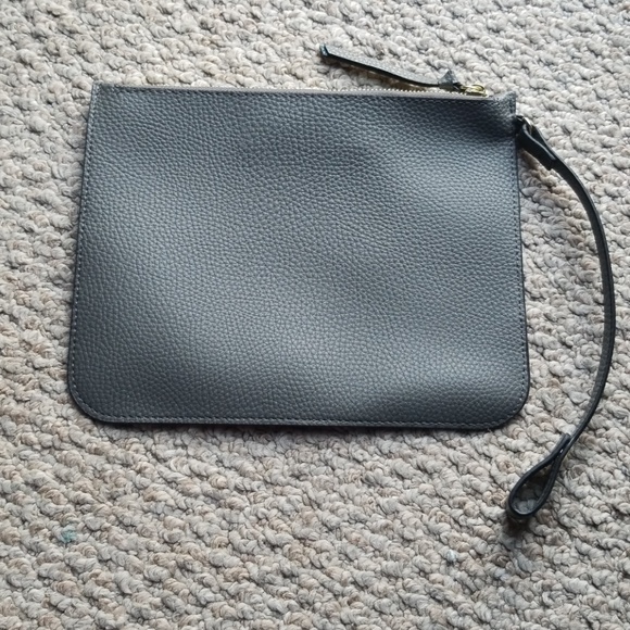 New Steve Madden Gray and Gold Clutch - Picture 2 of 5